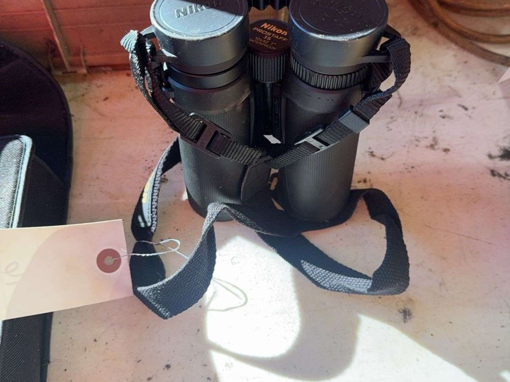 nikon-pro-staff-3s-10x42-binoculars-7-degrees-image-1