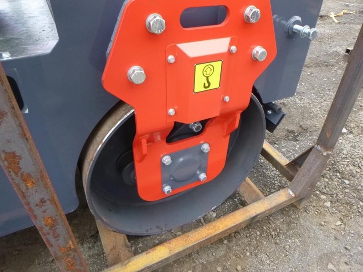 sdlool-sl1000-tandem-vibratory-roller-image-13