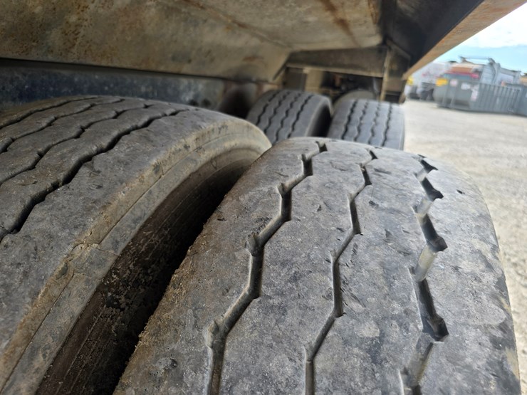 1996-mack-mr688s-image-98