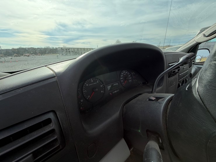 2006-ford-f250-xl-image-16