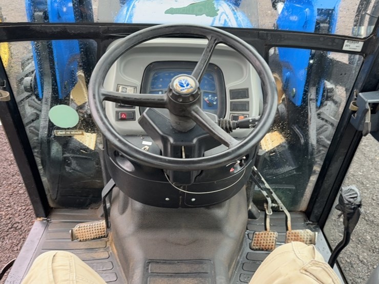 new-holland-tn75sa-image-18