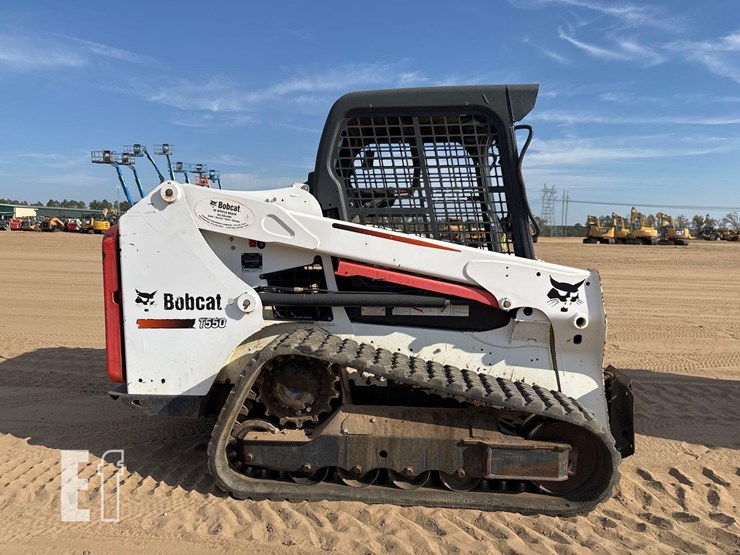 2016-bobcat-t550-image-5