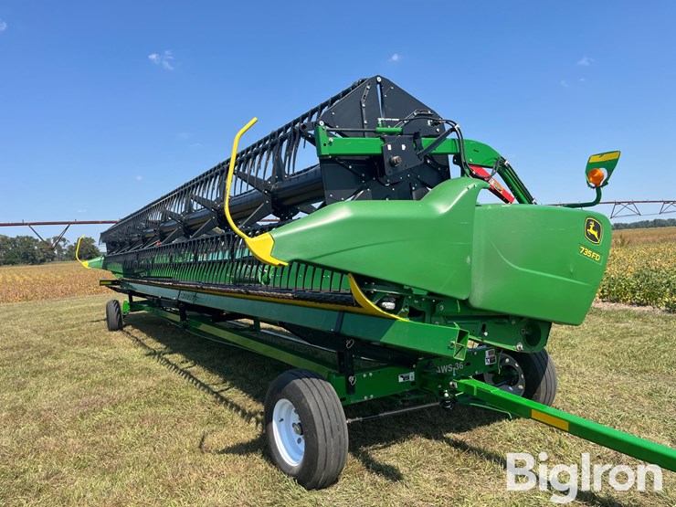 2019-john-deere-735fd-image-11
