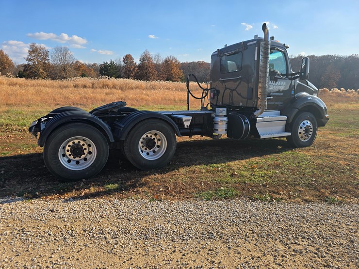 kenworth-t880-image-33