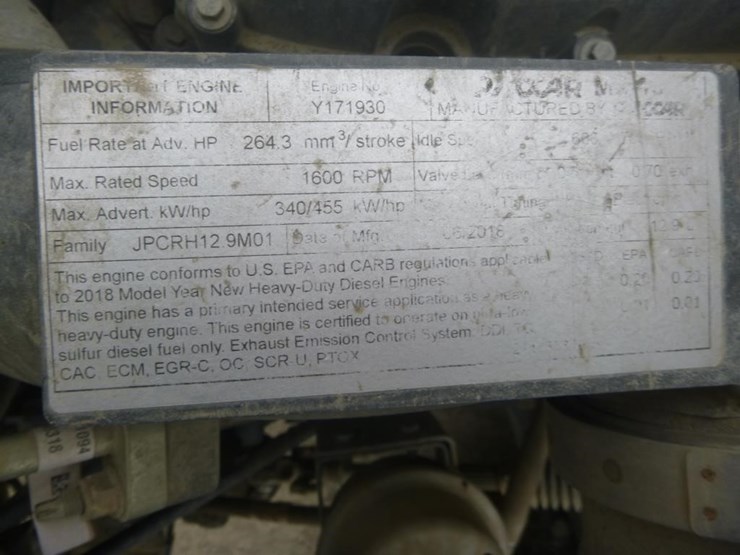 2019-peterbilt-567-image-23