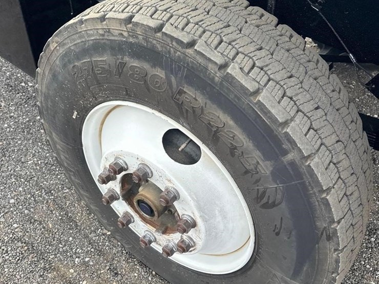 2011-capacity-tj5000-image-12