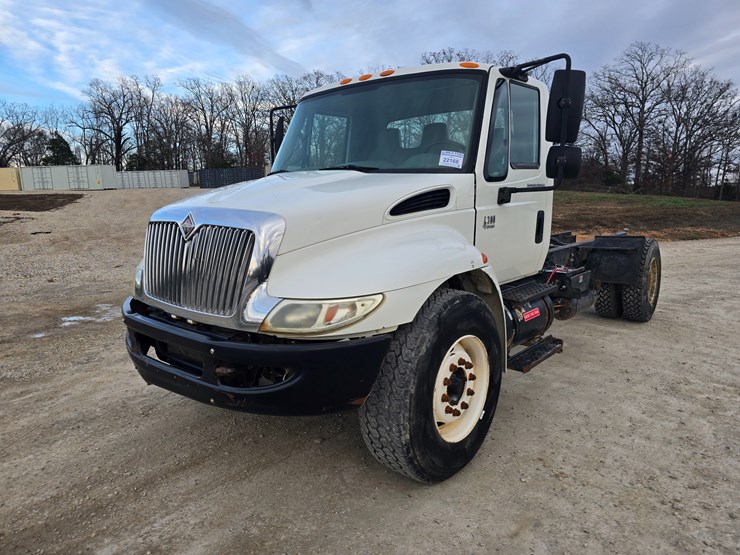 international-durastar-4300-image-2