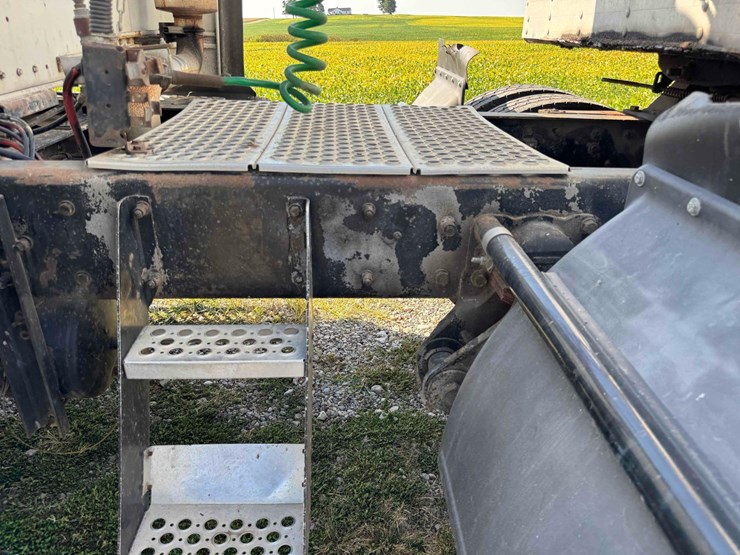 1992-kenworth-t400-image-5