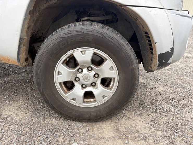 toyota-tacoma-image-8