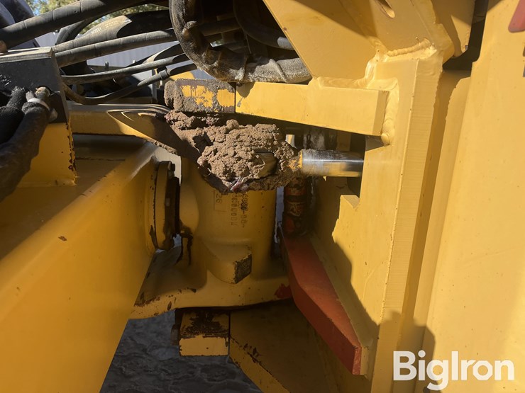 caterpillar-cs56-image-14