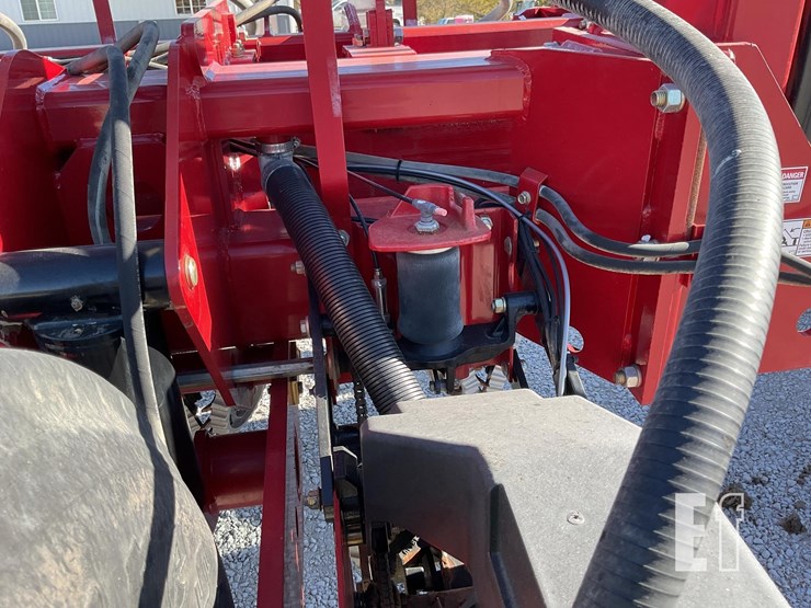 case-ih-1250-image-19