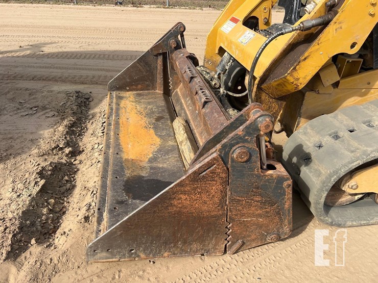 2019-caterpillar-259d-image-9