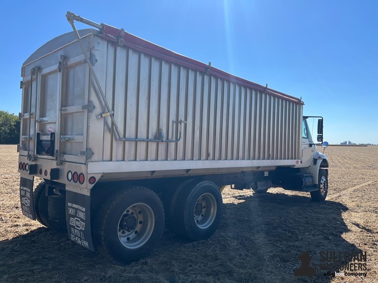 international-durastar-4400-image-5