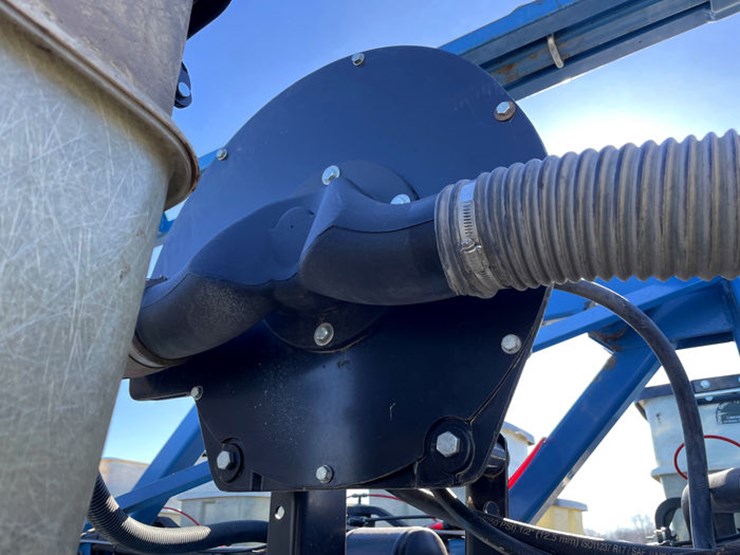 1998-kinze-2600-image-43