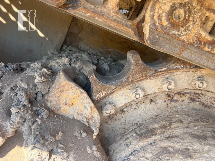 2022-caterpillar-d3-lgp-image-28