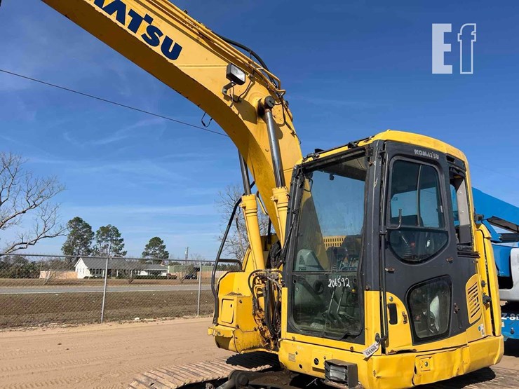 2014-komatsu-pc138us-10-image-24