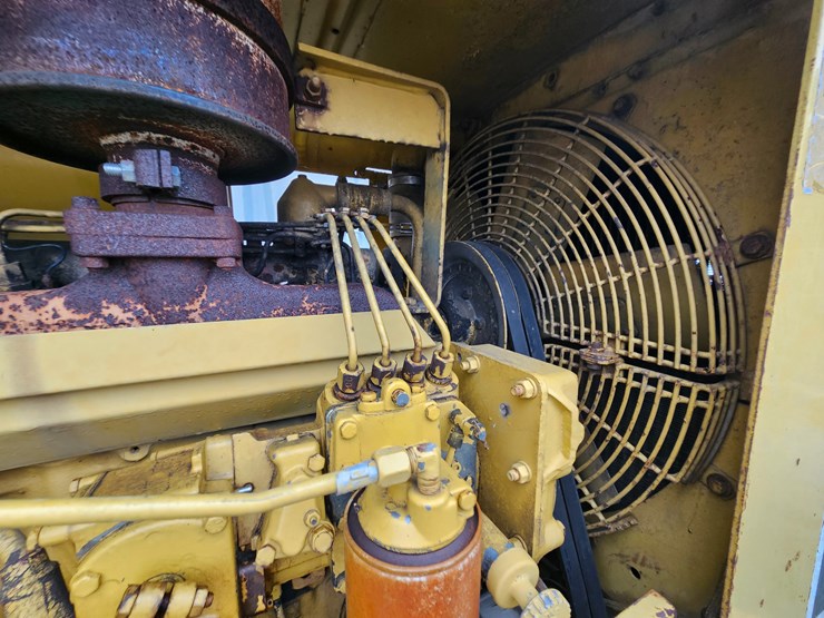 caterpillar-920-image-19