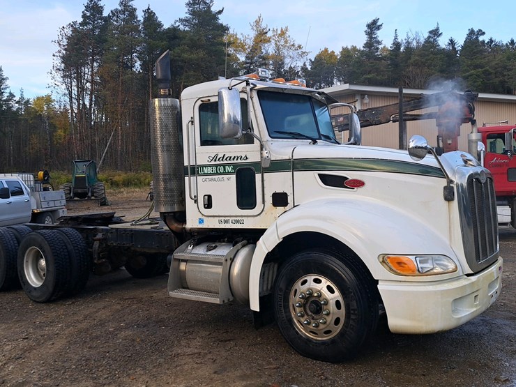 2010-peterbilt-386-image-8