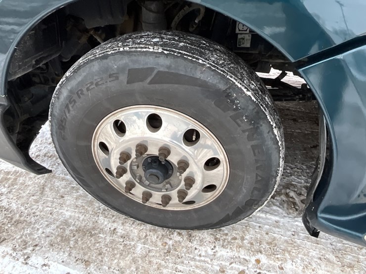 2020-kenworth-t680-image-18