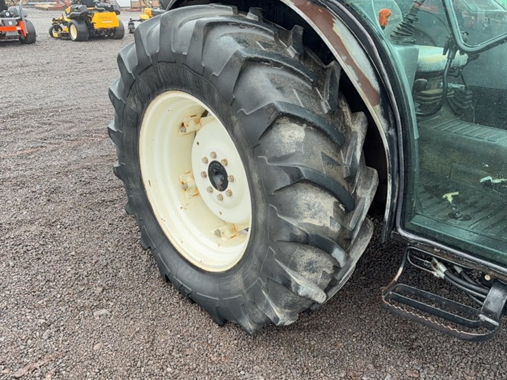 new-holland-tn75sa-image-5