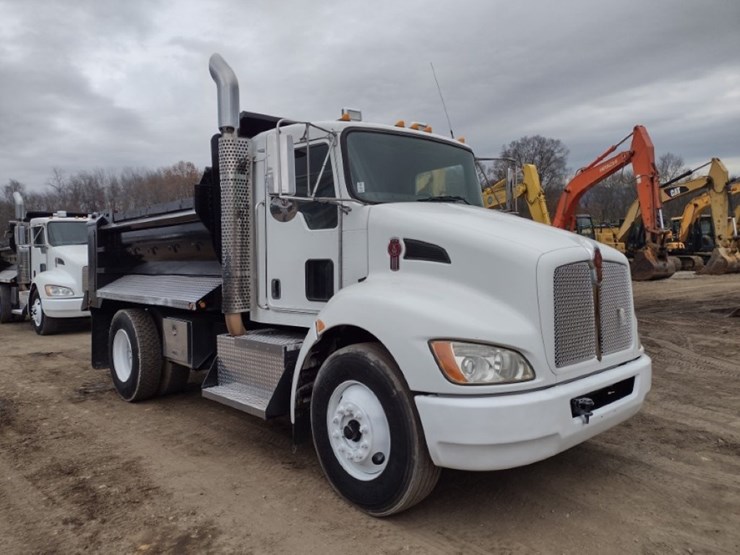 2009-kenworth-t370-image-37