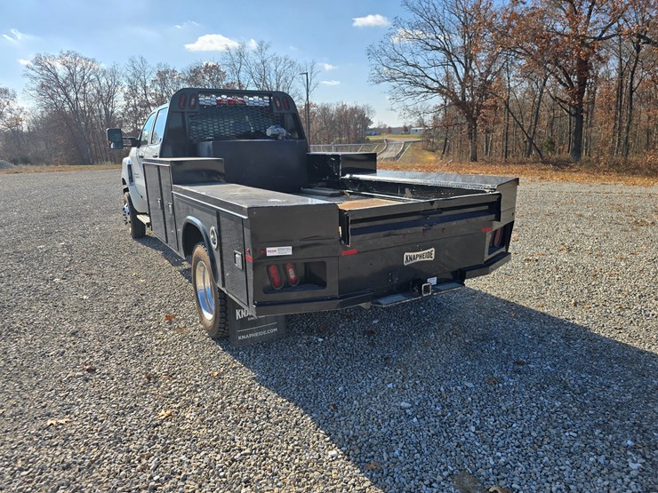 chevrolet-silverado-5500hd-image-20
