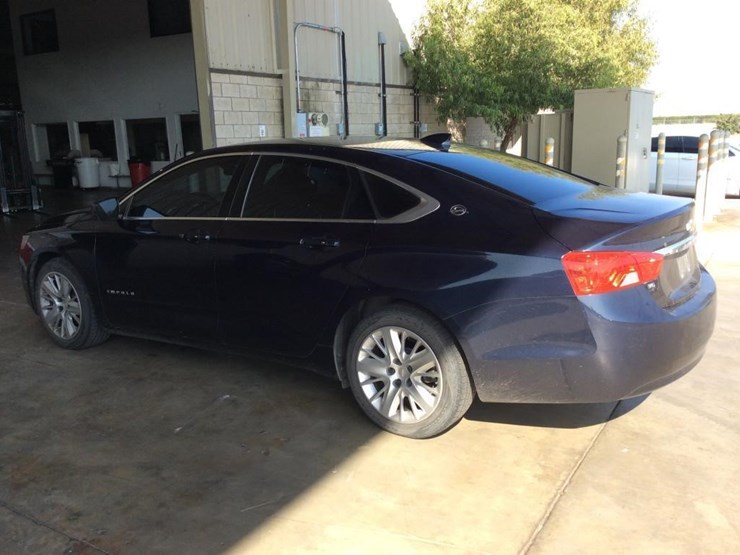 2018-chevrolet-impala-sedan-image-2