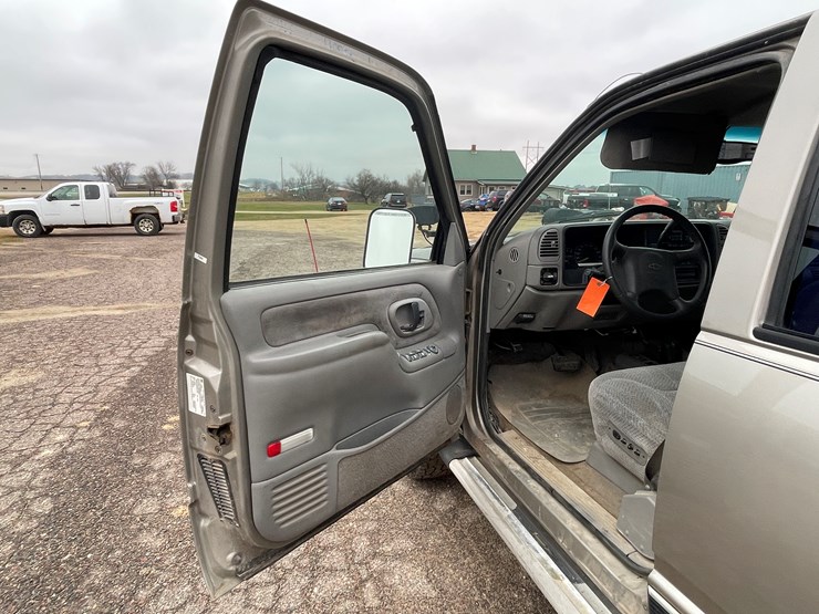 chevrolet-3500-image-25