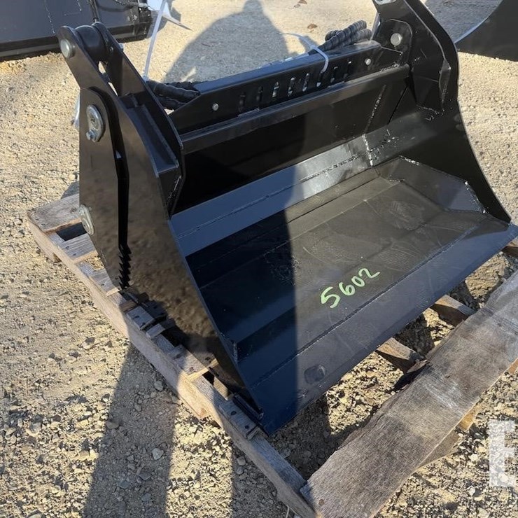MINI SKID STEER 4 IN 1 BUCKET