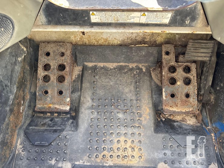 2019-bobcat-t590-image-31