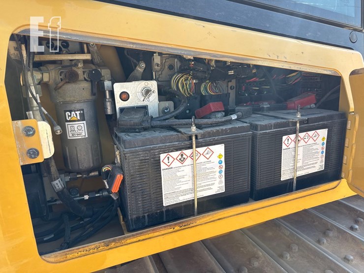 2021-caterpillar-d3-image-23