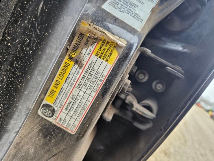 2008-chevrolet-3500-image-57