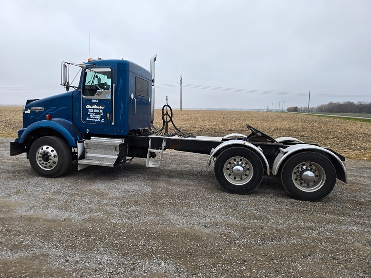 kenworth-t800-image-7
