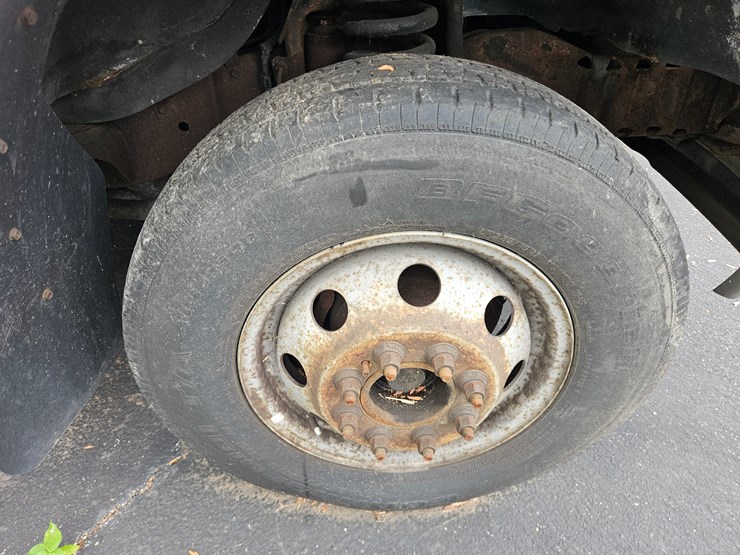 #21244-•-1996-ford-econoline-shuttle-bus-(non-runner)-image-41