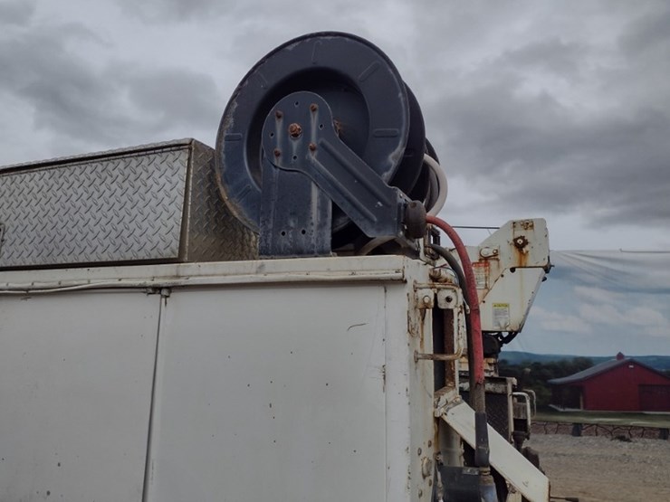 freightliner-fl60-image-34