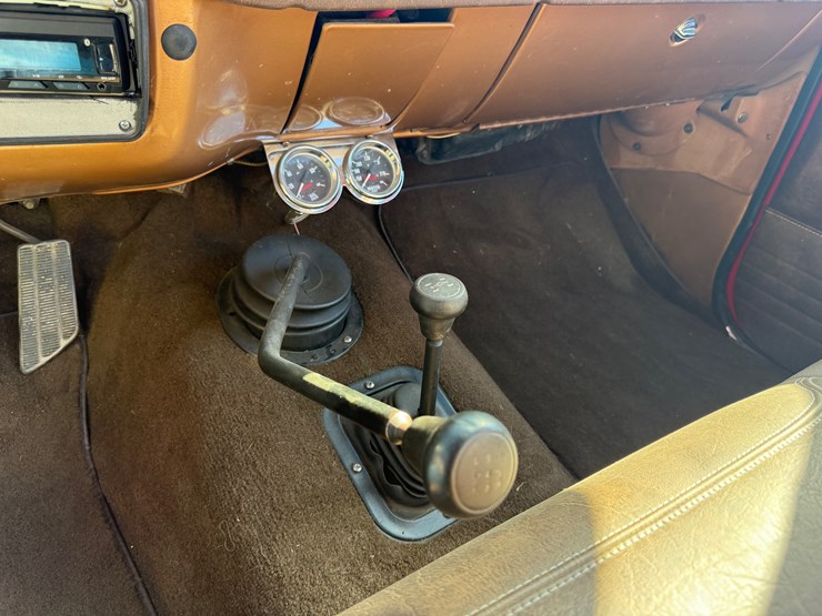 chevrolet-cheyenne-10-image-20