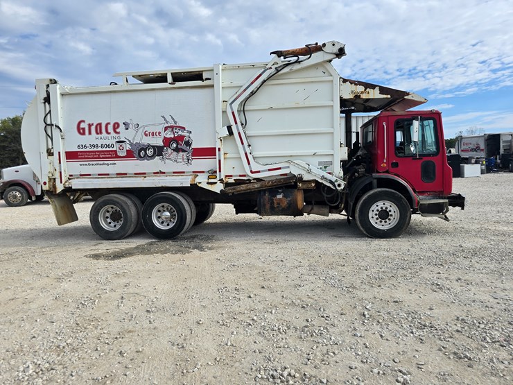 1996-mack-mr688s-image-34