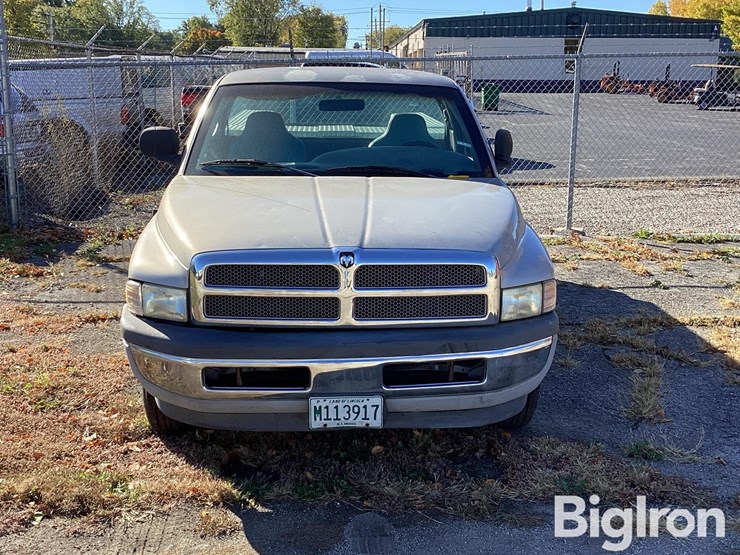 dodge-ram-1500-image-2