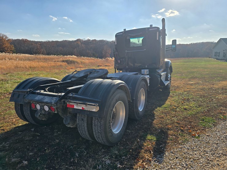 kenworth-t880-image-29