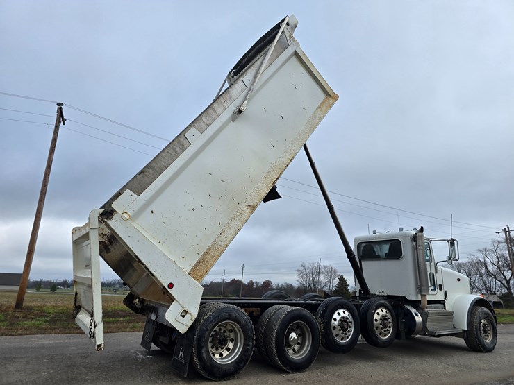 peterbilt-367-image-68