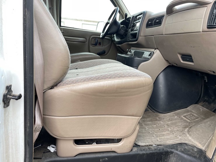 chevrolet-express-3500-image-69