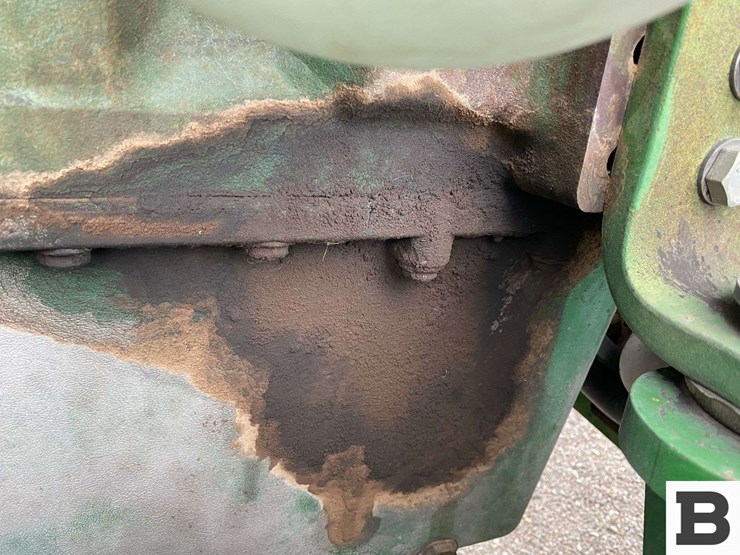 2004-joh-deere-9320t-tractor-image-18