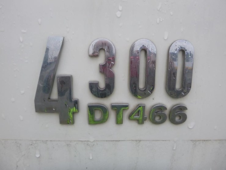 international-durastar-4300-image-19