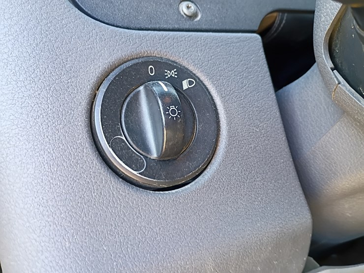 freightliner-cascadia-125-image-60