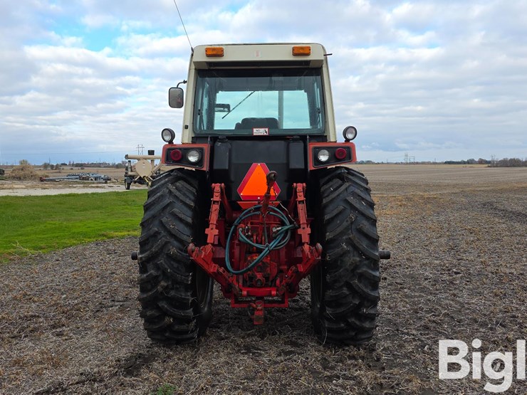 international-1086-image-6