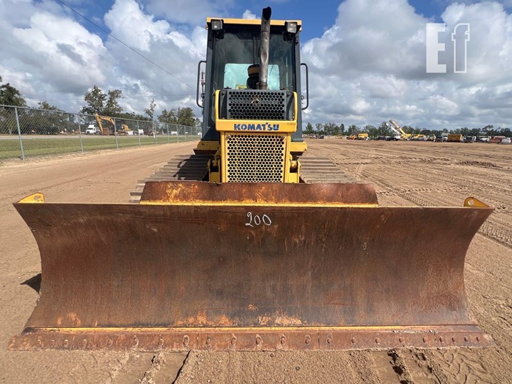 2005-komatsu-d39px-21-image-7