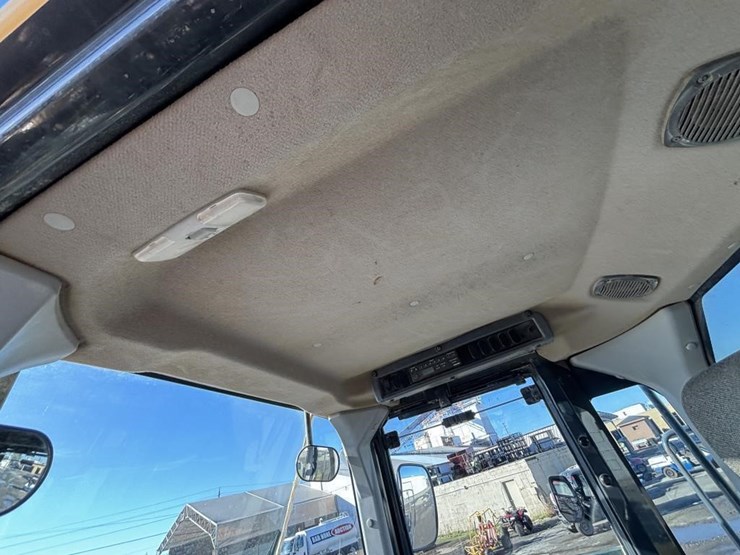 2014-komatsu-wa380-7-image-50