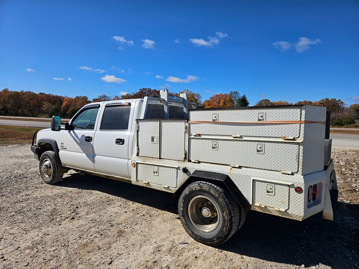 chevrolet-silverado-3500-image-10