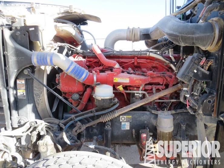 2016-peterbilt-389-image-5