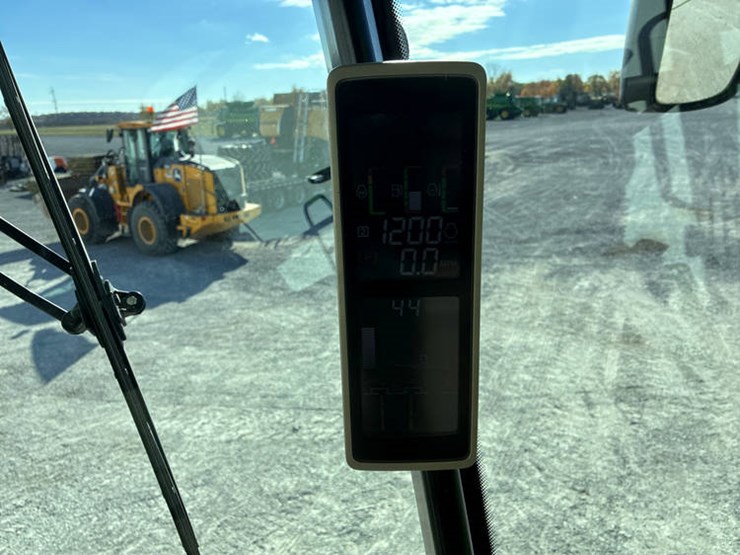 john-deere-s670-image-104